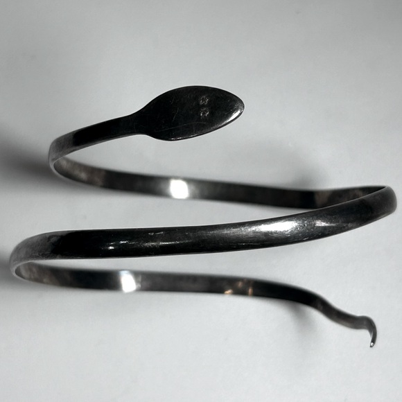 Vintage Jewelry - Vintage Artisan Snake Coil Spiral Arm Band Wrist Cuff Bracelet Sterling Silver